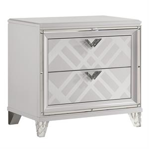 Furniture of America Anaiya Contemporary Solid Wood Nightstand with USB in White