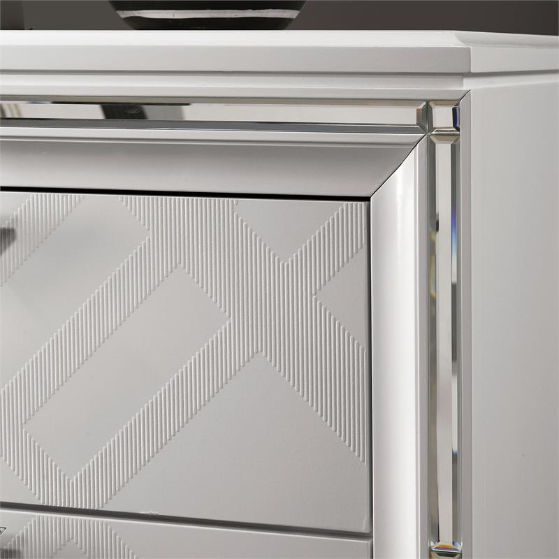 Furniture of America Anaiya Wood 2-Piece Dresser and Mirror Set in White