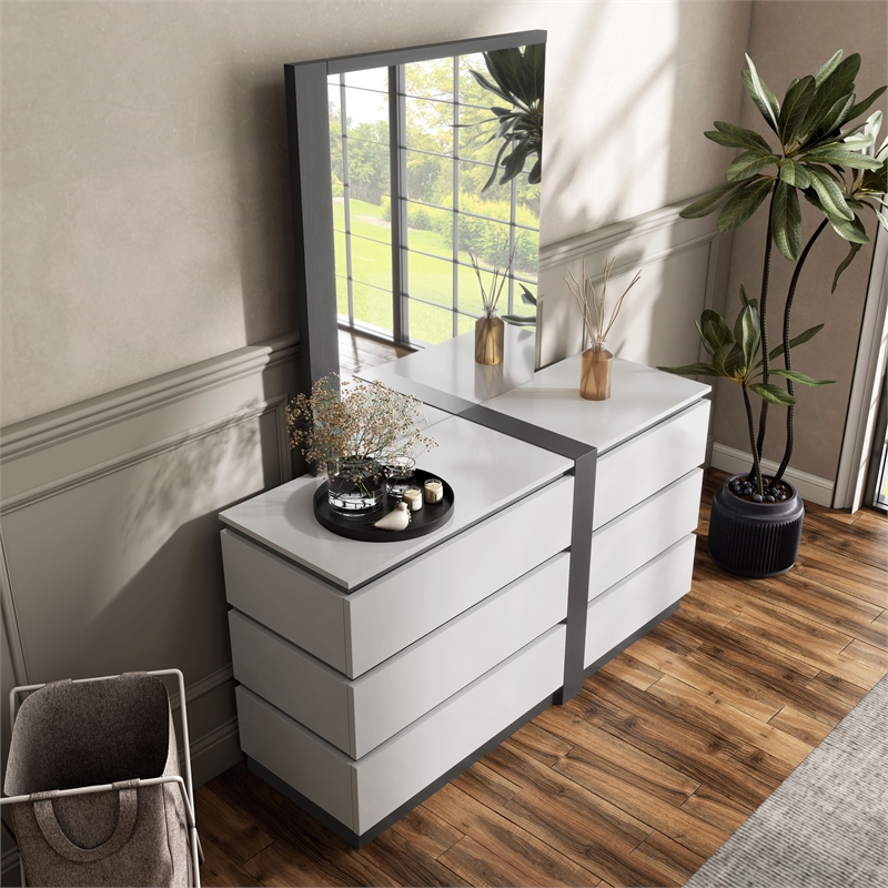 Furniture of America Misti Solid Wood 2-Piece Dresser and Mirror Set in White