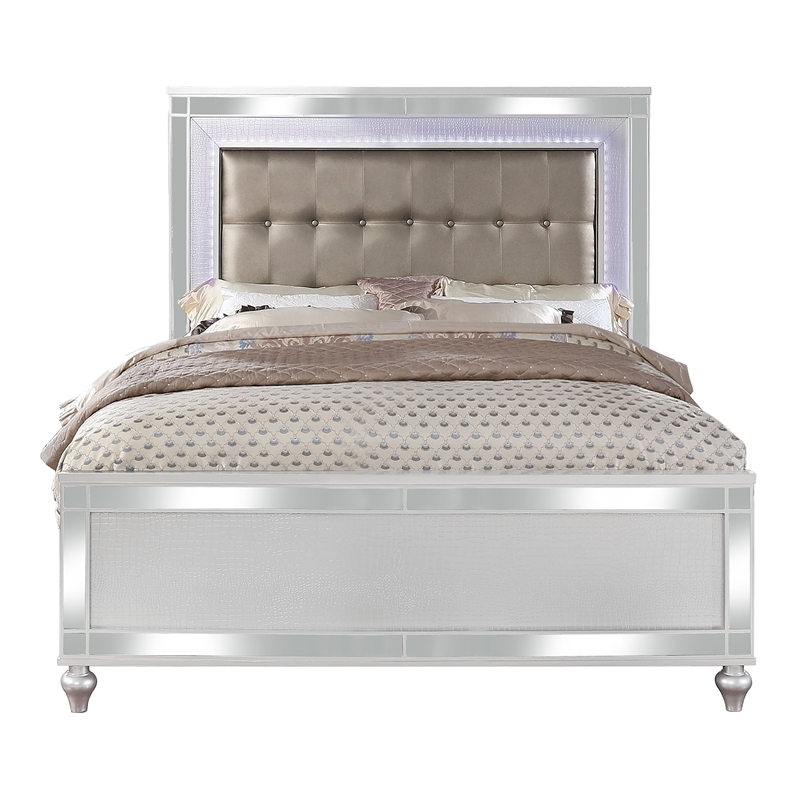 Furniture of America Xulu Contemporary Wood Cal King Bed with LED in White