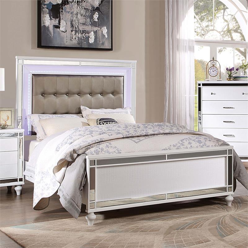 Furniture of America Xulu Contemporary Wood King Bed with LED in White