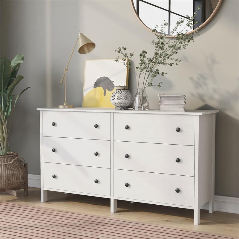 Furniture of America Reyes Rustic Wood 6-Drawer Dresser in White