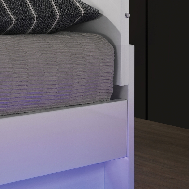 Furniture of America Malva Solid Wood Queen Bed with LED Light in White