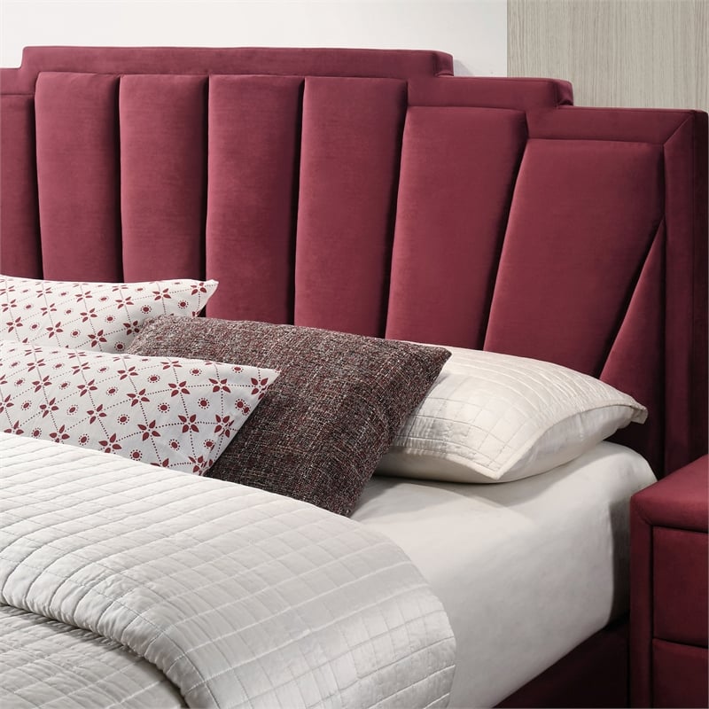 Furniture of America Glanz Glam Fabric Tufted King Bed in Red