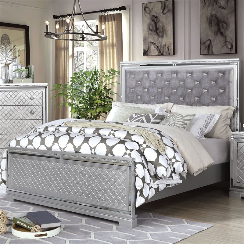 Furniture of America Chid Button Tufted Solid Wood Eastern King Bed in Silver
