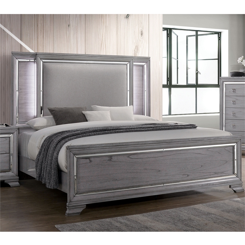 FOA Hariston 3pc Light Gray Solid Wood Bed Set - Cal King + Nightstand + Chest