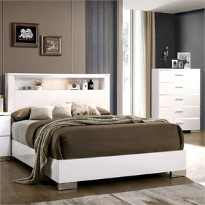 Furniture of America Quaker 2pc White Solid Wood Bedroom Set - King + Chest