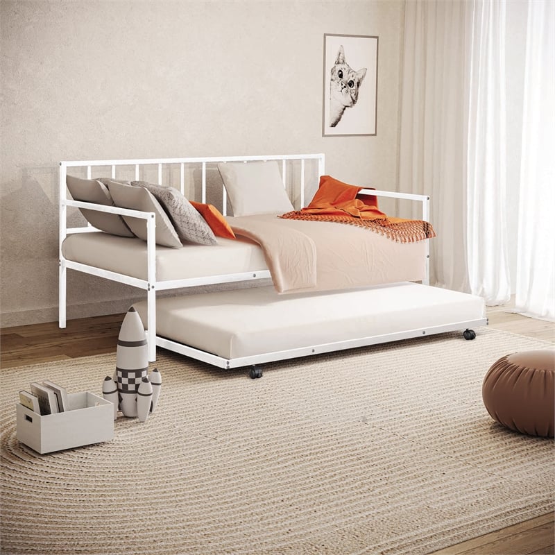 Furniture of America Malady Metal Daybed with Trundle in White