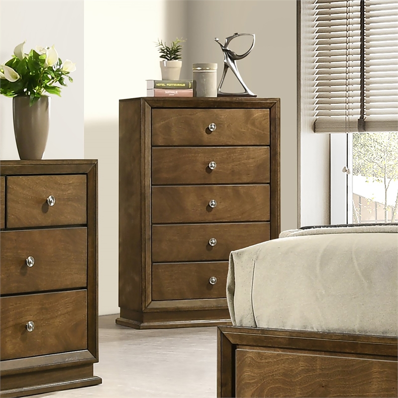 Furniture of America Nellam English Dovetail Drawers Wood Chest in Walnut