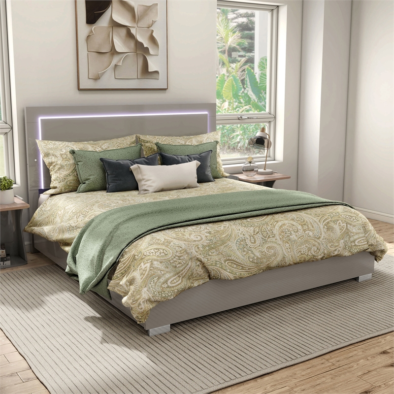 Furniture of America Ventrack LED Light Wood Queen Bed in Light Taupe