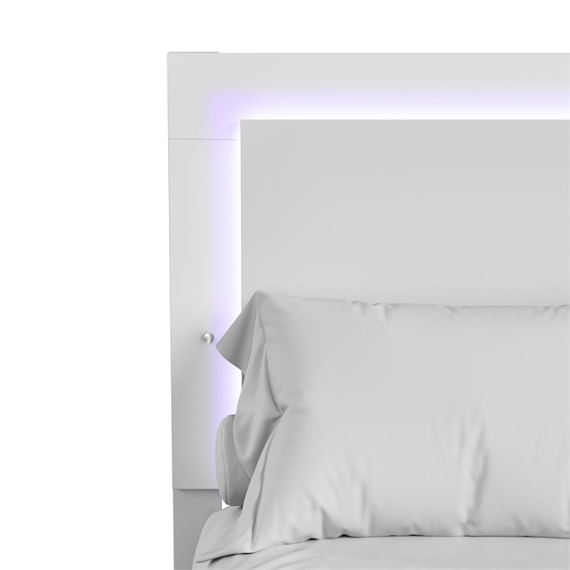 Furniture of America Ventrack LED Light Wood Queen Bed in White