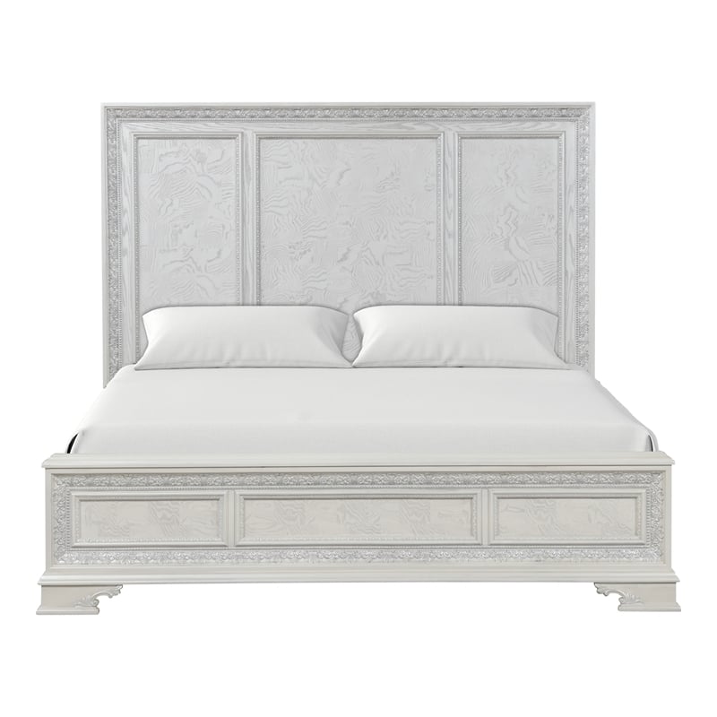 Furniture of America Gelbero Wood Panel Ornate Accent Queen Bed in White