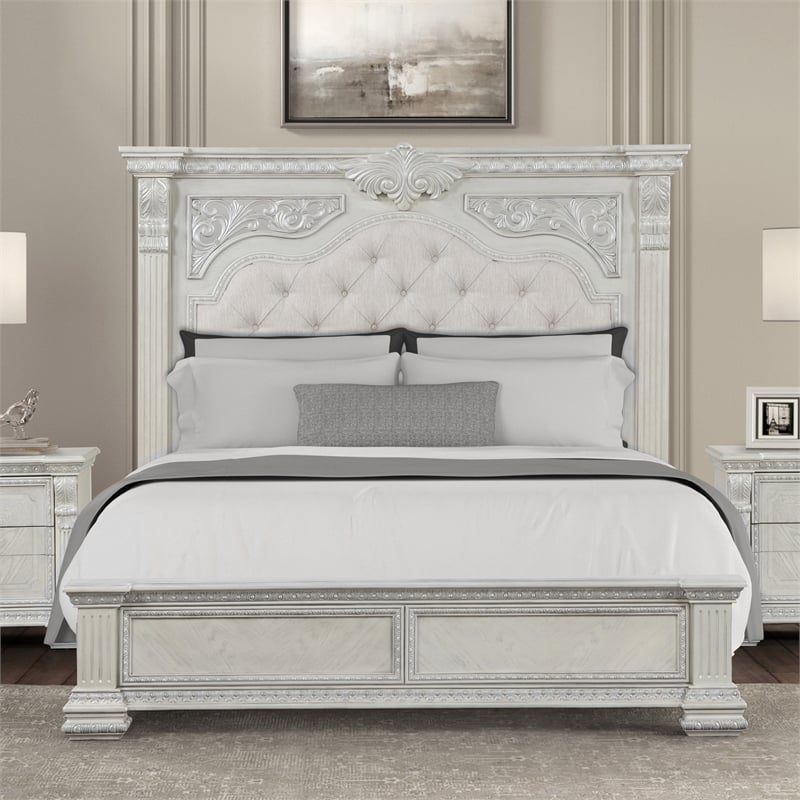 Furniture of America Byrne Wood Tufted Headboard Panel Queen Bed in White