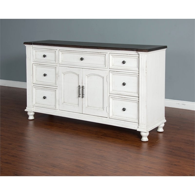 Sunny Designs Carriage House 68