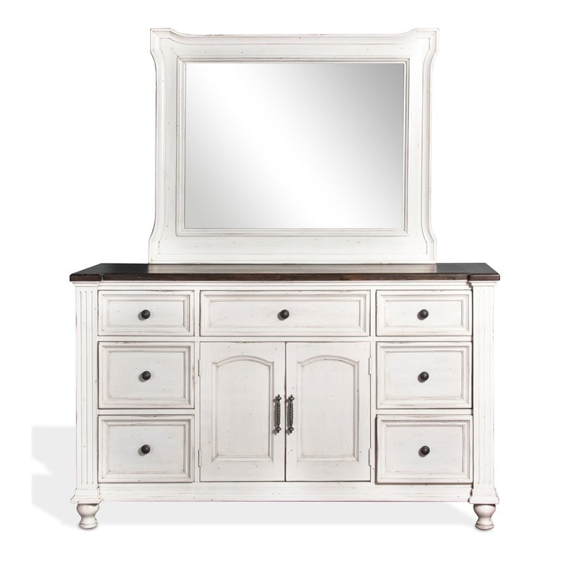 Sunny Designs Carriage House 68