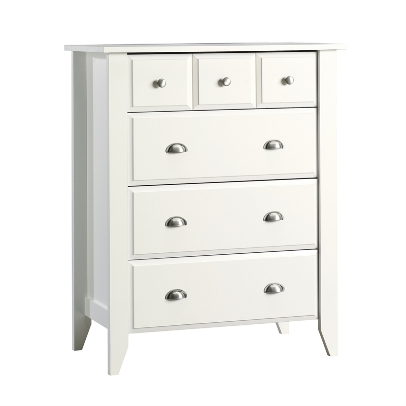 Catania Modern / Contemporary 4 Drawer Chest in Soft White Finish