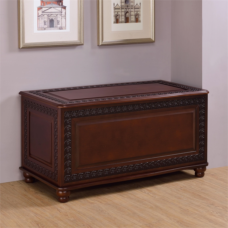 Bowery Hill Traditional Wood Cedar Blanket Chest in Deep Tobacco