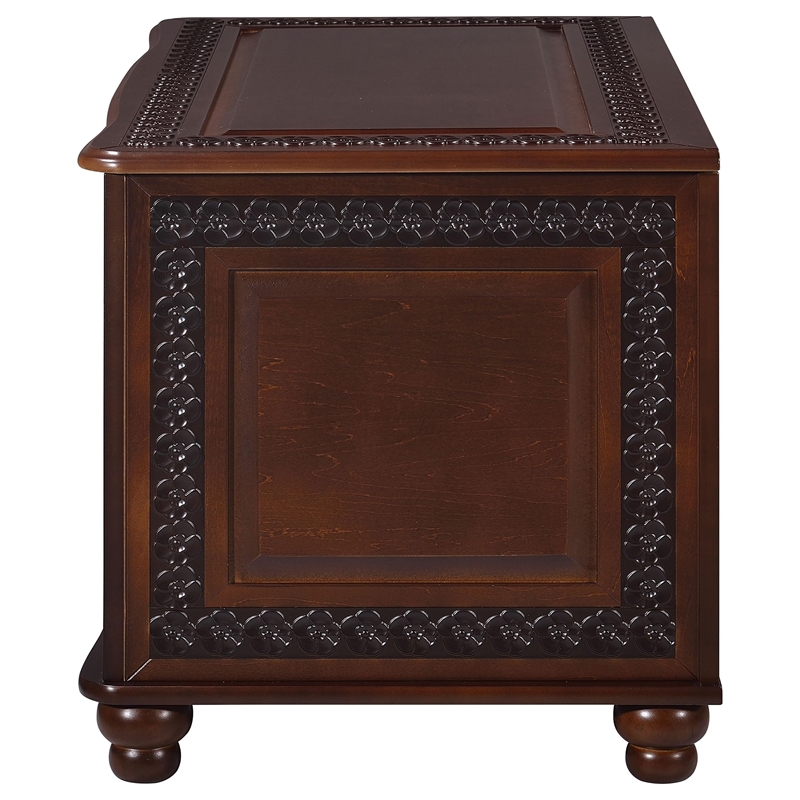 Bowery Hill Traditional Wood Cedar Blanket Chest in Deep Tobacco