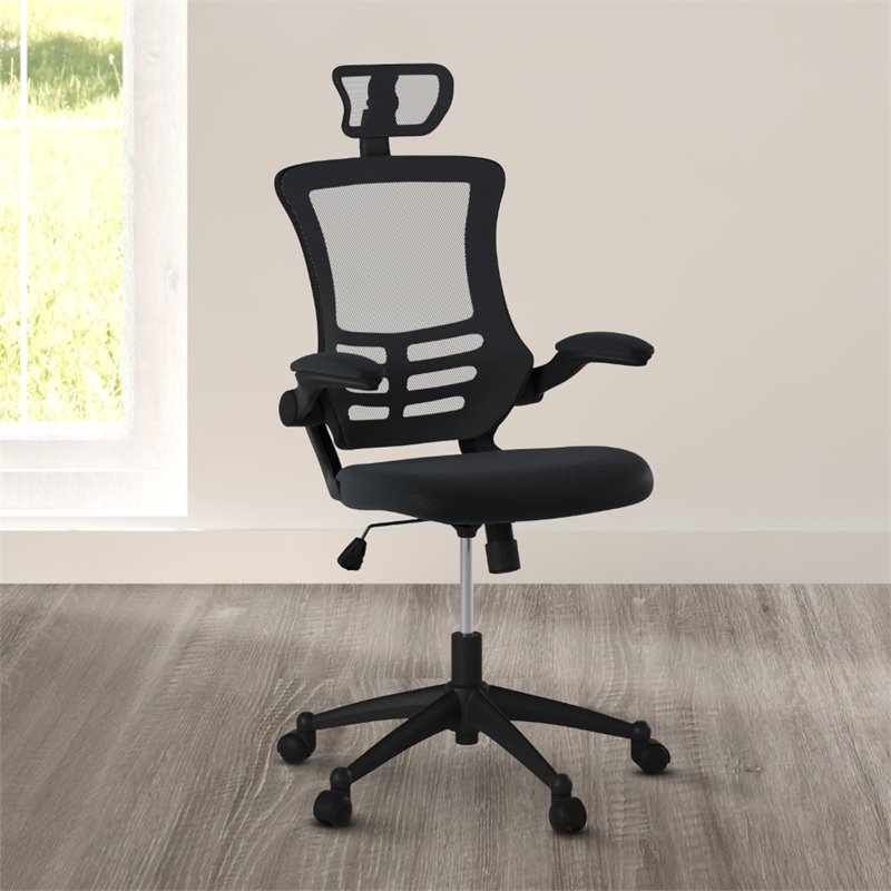 Bowery Hill Executive High Back Office Chair with Headrest in Black