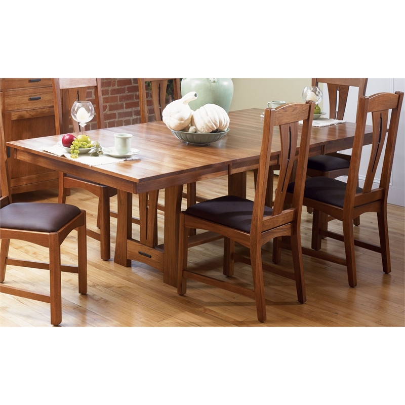 Bowery Hill Extendable Dining Table in Warm Amber