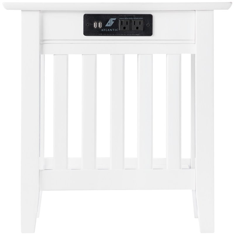 Bowery Hill Solid Wood End Table with Charging Port in White