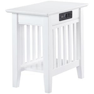 Bowery Hill Solid Wood End Table with Charging Port in White