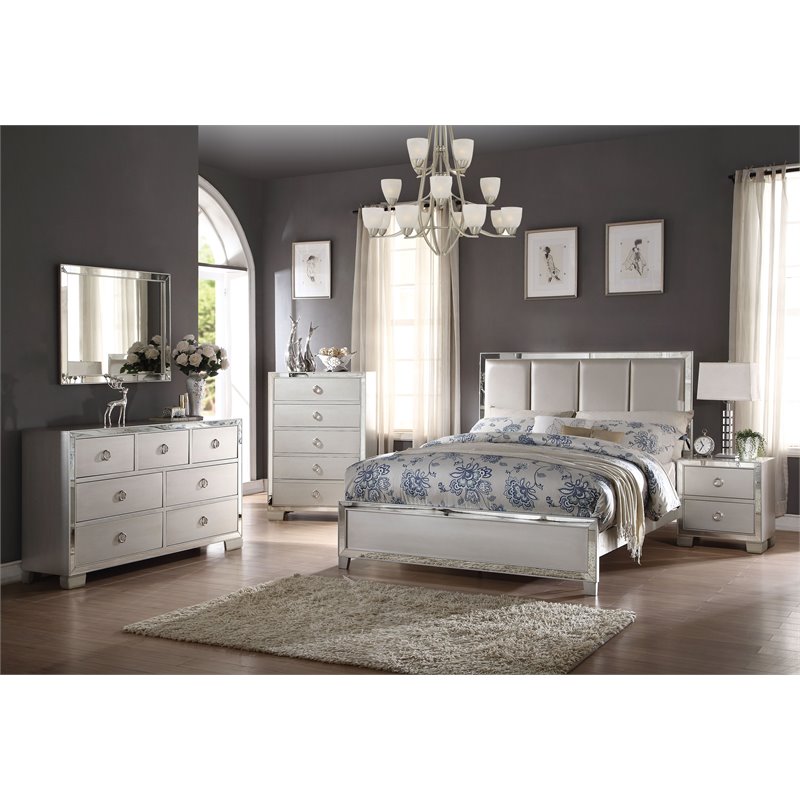 Bowery Hill Wood 7-Drawers Bedroom Dresser in Platinum Silver