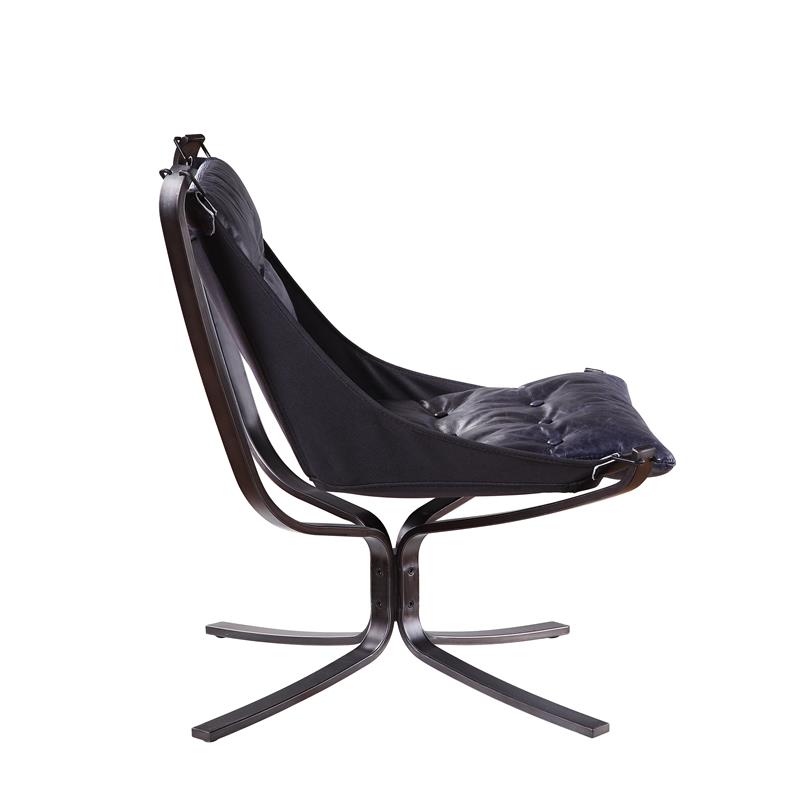 Bowery Hill Modern Tufted Leather Accent Chair in Vintage Blue