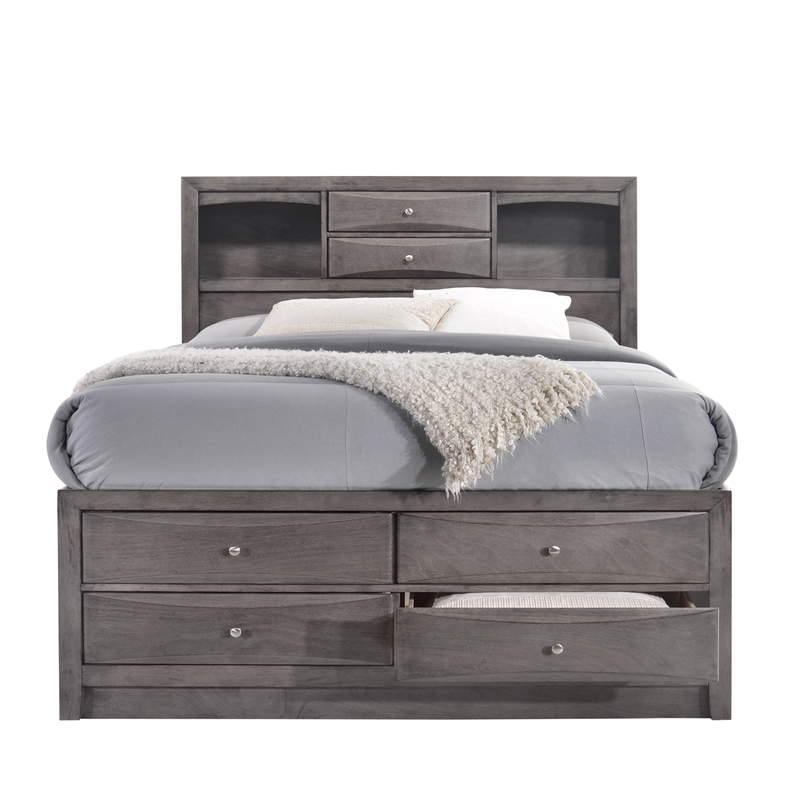 Bowery Hill Queen 3 Piece Bedroom Set in Gray
