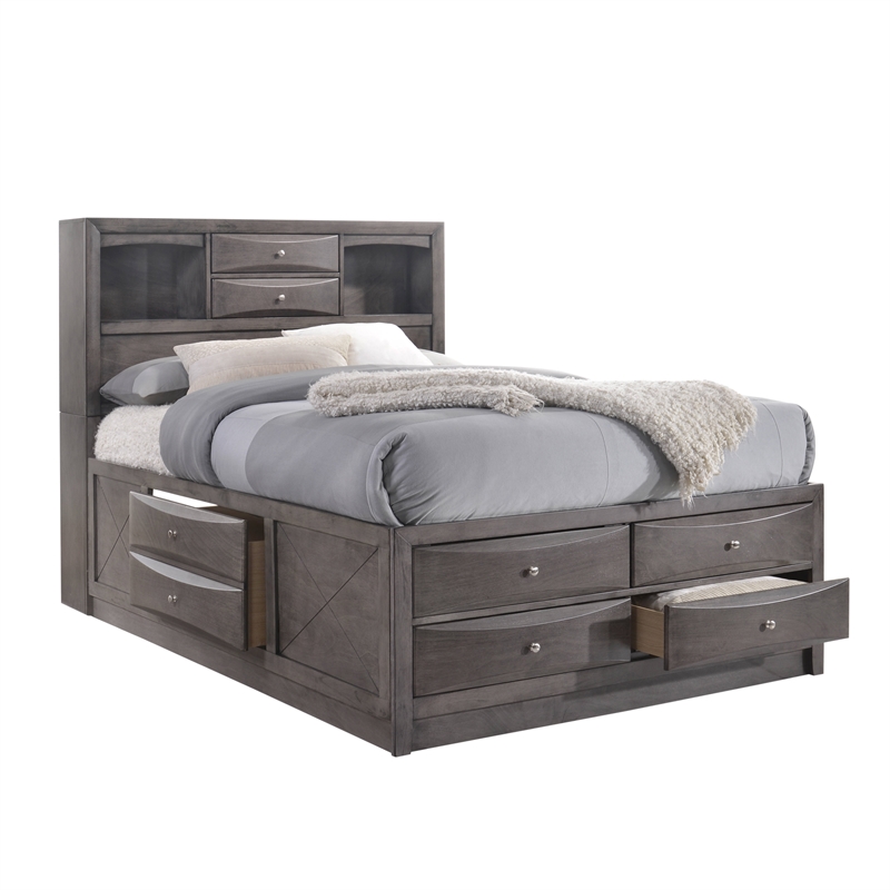 Bowery Hill Queen 3 Piece Bedroom Set in Gray