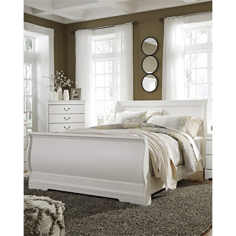 Bowery Hill Queen Sleigh Headboard in White