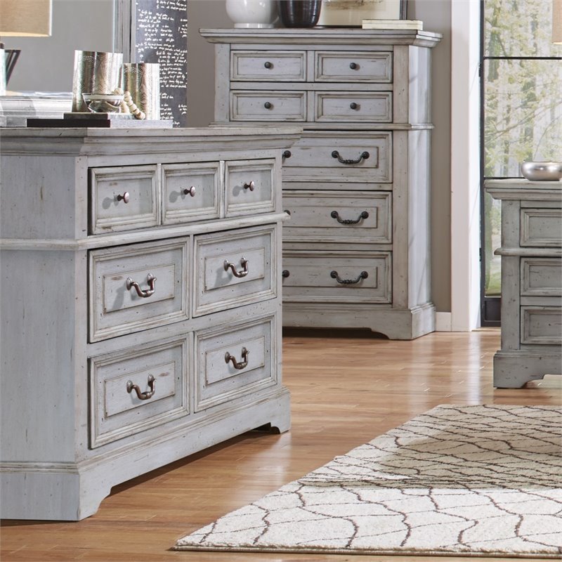 Bowery Hill 7-Drawer Dresser in Antique Grey
