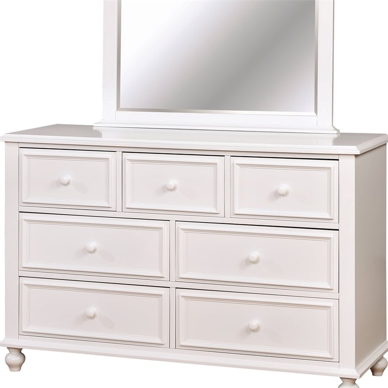 Bowery Hill 7-Drawer Traditional Solid Wood Dresser in White