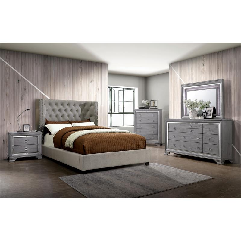 Bowery Hill 8-Drawer Contemporary Wood Dresser in Light Gray