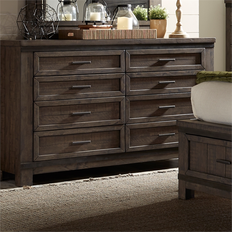 Bowery Hill 8 Drawer Dresser in Mahogany