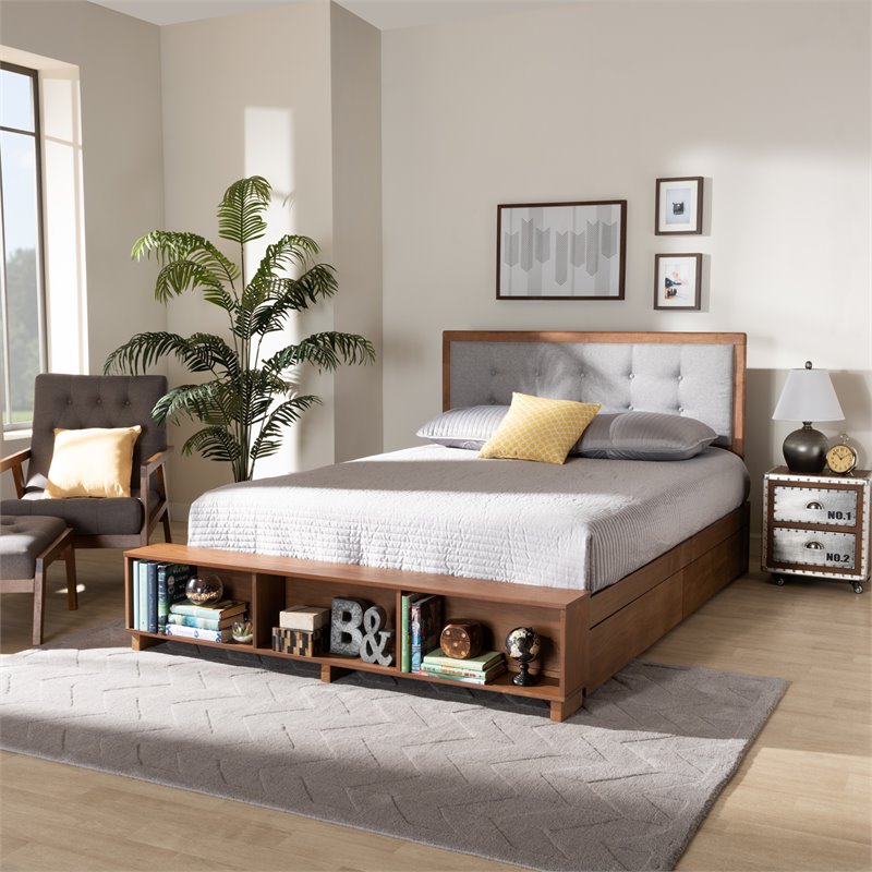 Bowery Hill Brown Finished Wood 4-Drawer Queen Size Platform Storage Bed