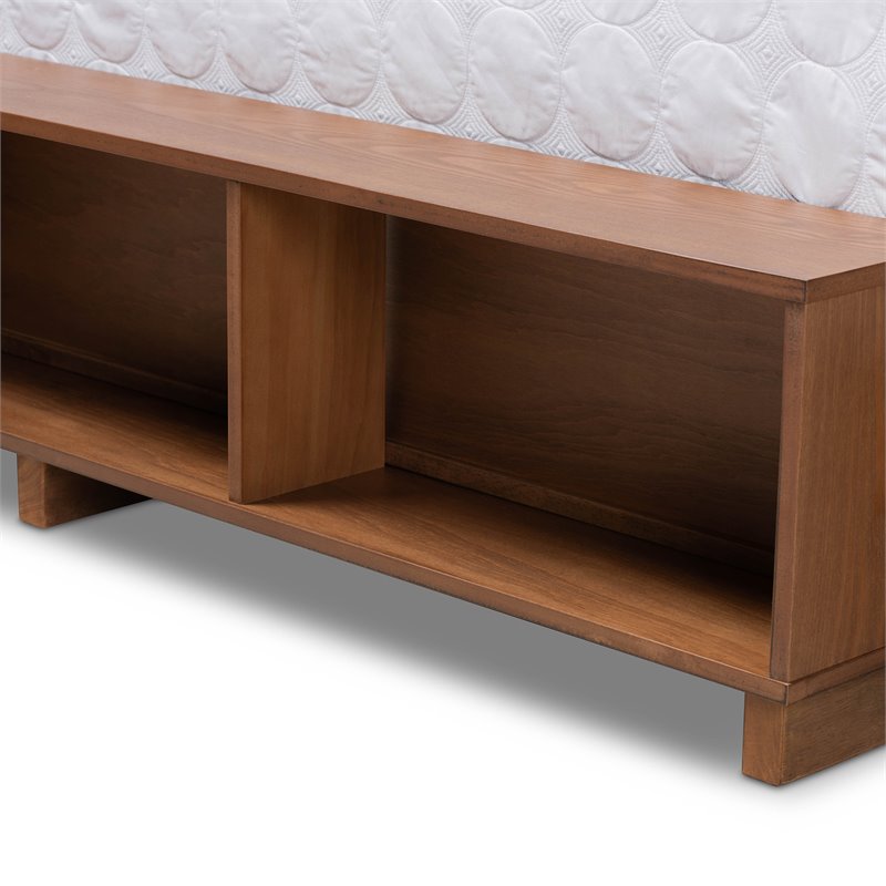 Bowery Hill Brown Finished Wood 4-Drawer King Size Platform Storage Bed