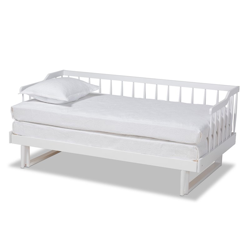 Bowery Hill White Wood Expandable Twin to King Size Spindle Daybed
