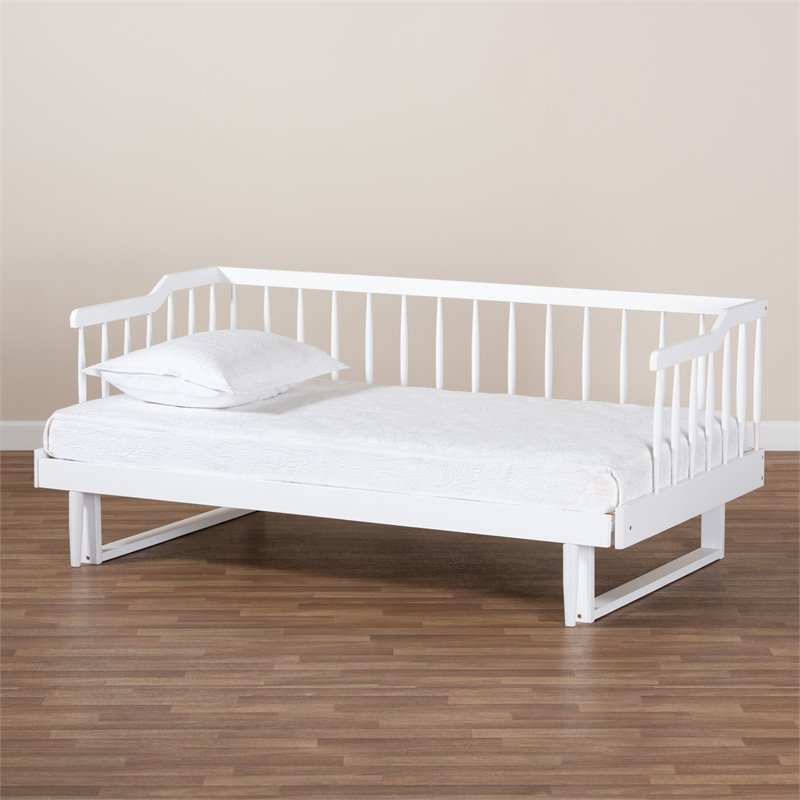 Bowery Hill White Wood Expandable Twin to King Size Spindle Daybed