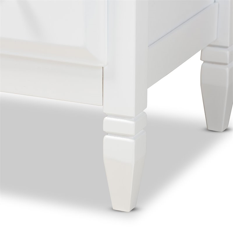 Bowery Hill Transitional 3-Drawer Wood Bedroom Chest in White