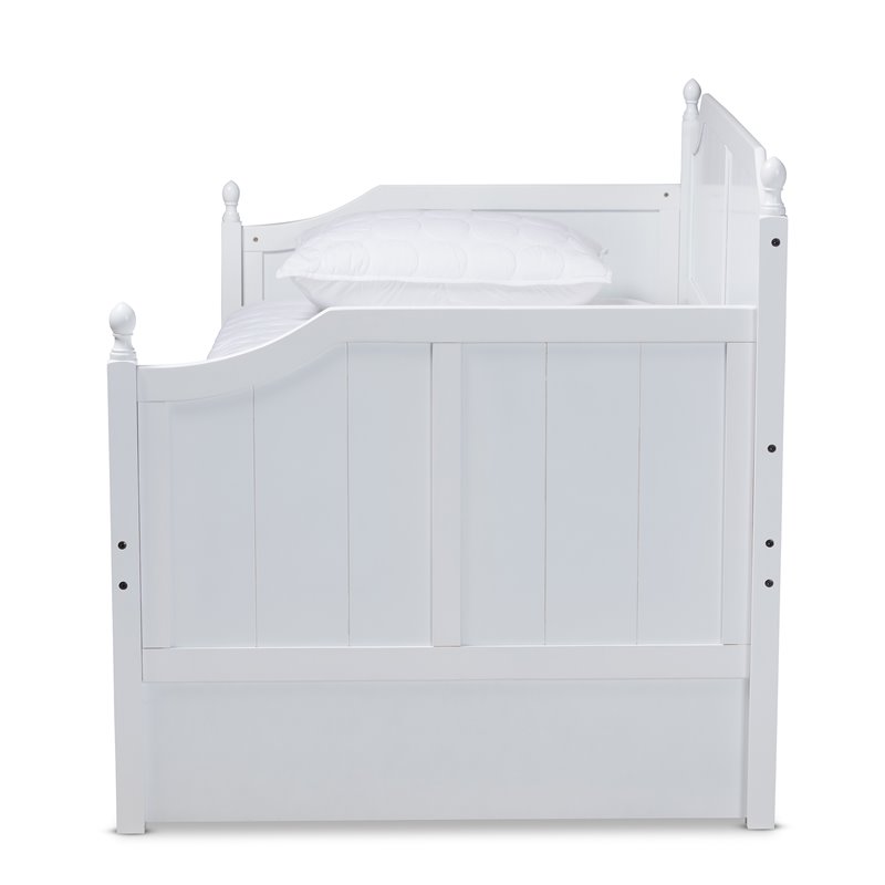 Bowery Hill Farmhouse Wood Twin Daybed with Trundle in White