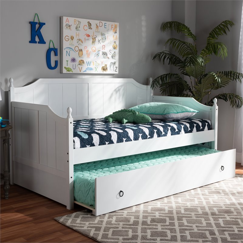 Bowery Hill Farmhouse Wood Twin Daybed with Trundle in White