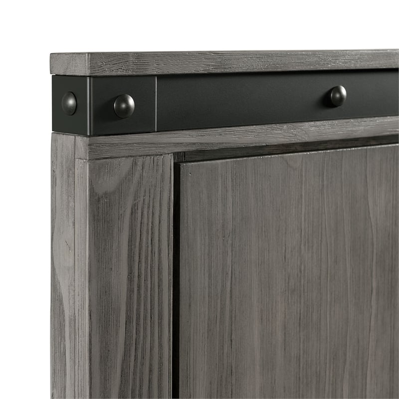 Bowery Hill Solid Wood 3 Piece Queen Panel Bedroom Set in Gray