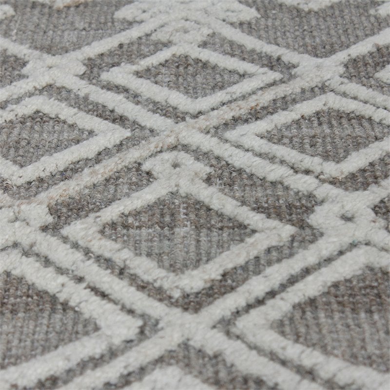 Bowery Hill Modern 8' x 10' Hand Woven Wool Rug in Gray and Ivory