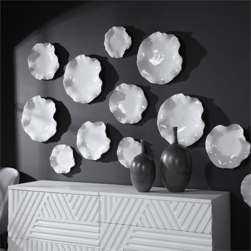 Bowery Hill Contemporary Ceramic Wall Decor in White (Set of 3)