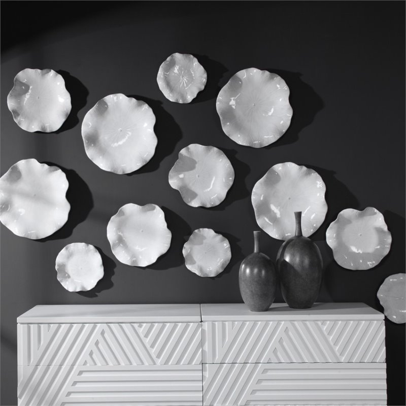 Bowery Hill Contemporary Ceramic Wall Decor in White (Set of 3)