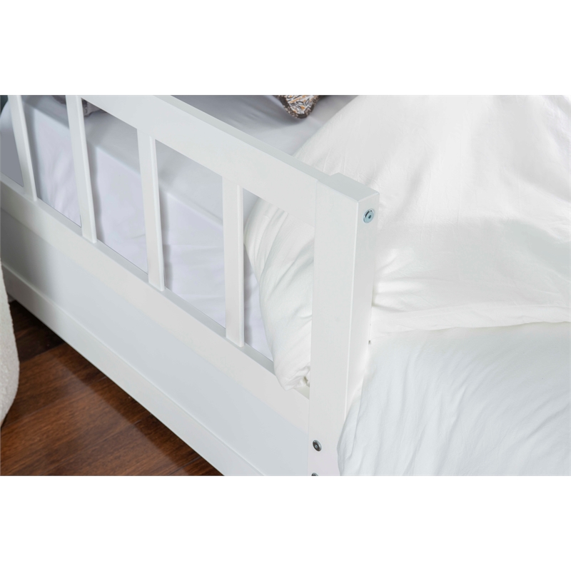 Bowery Hill Contemporary Wood Storage Trundle Daybed in White