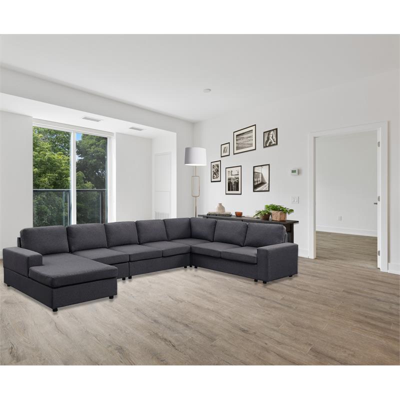 Bowery Hill Contemporary Fabric Sectional Sofa with Reversible Chaise in Gray