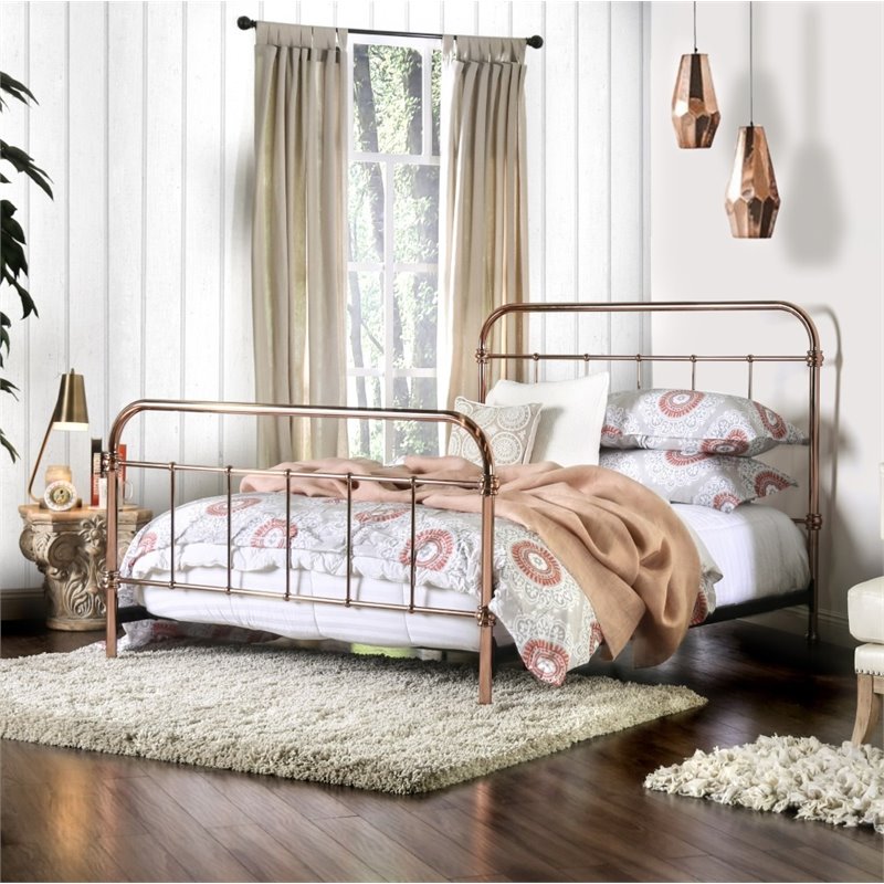 Bowery Hill Farmhouse Metal King Bed with 4 Piece Slats in Gold