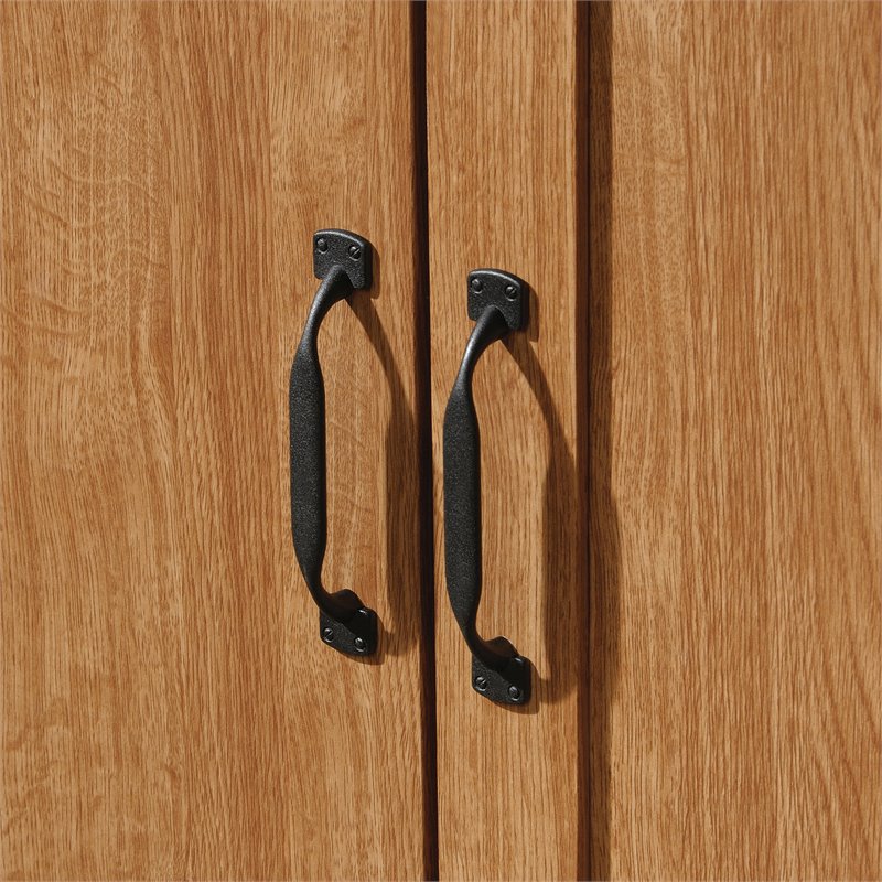 Bowery Hill Engineered Wood Wardrobe Armoire w/Hanging Rod in Highland Oak